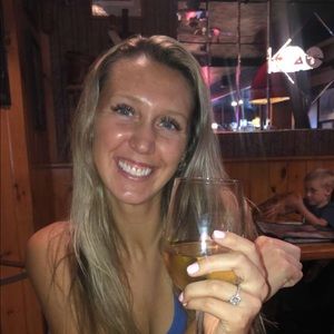 Meet your Posher, Shawna